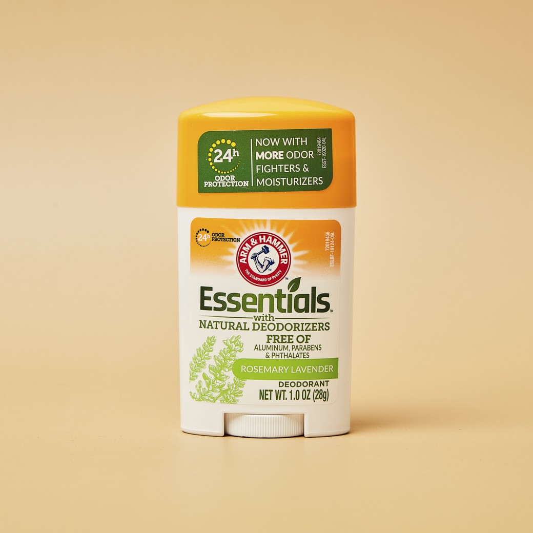 ARM & HAMMER Essentials With Natural Deodorizers