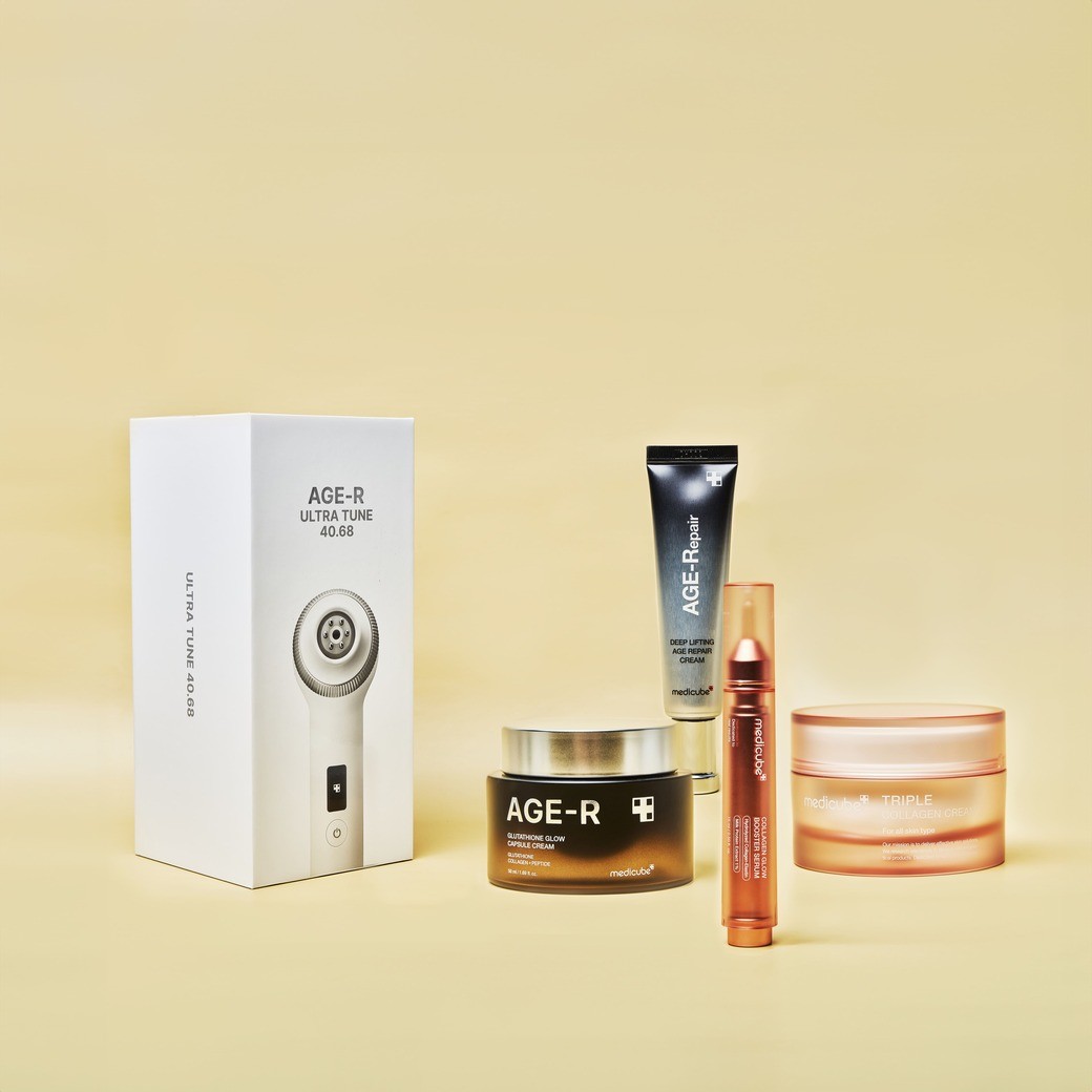(SPECIAL SET) Medicube AGE-R Ultra Tune Lifting Collagen Generation Device
