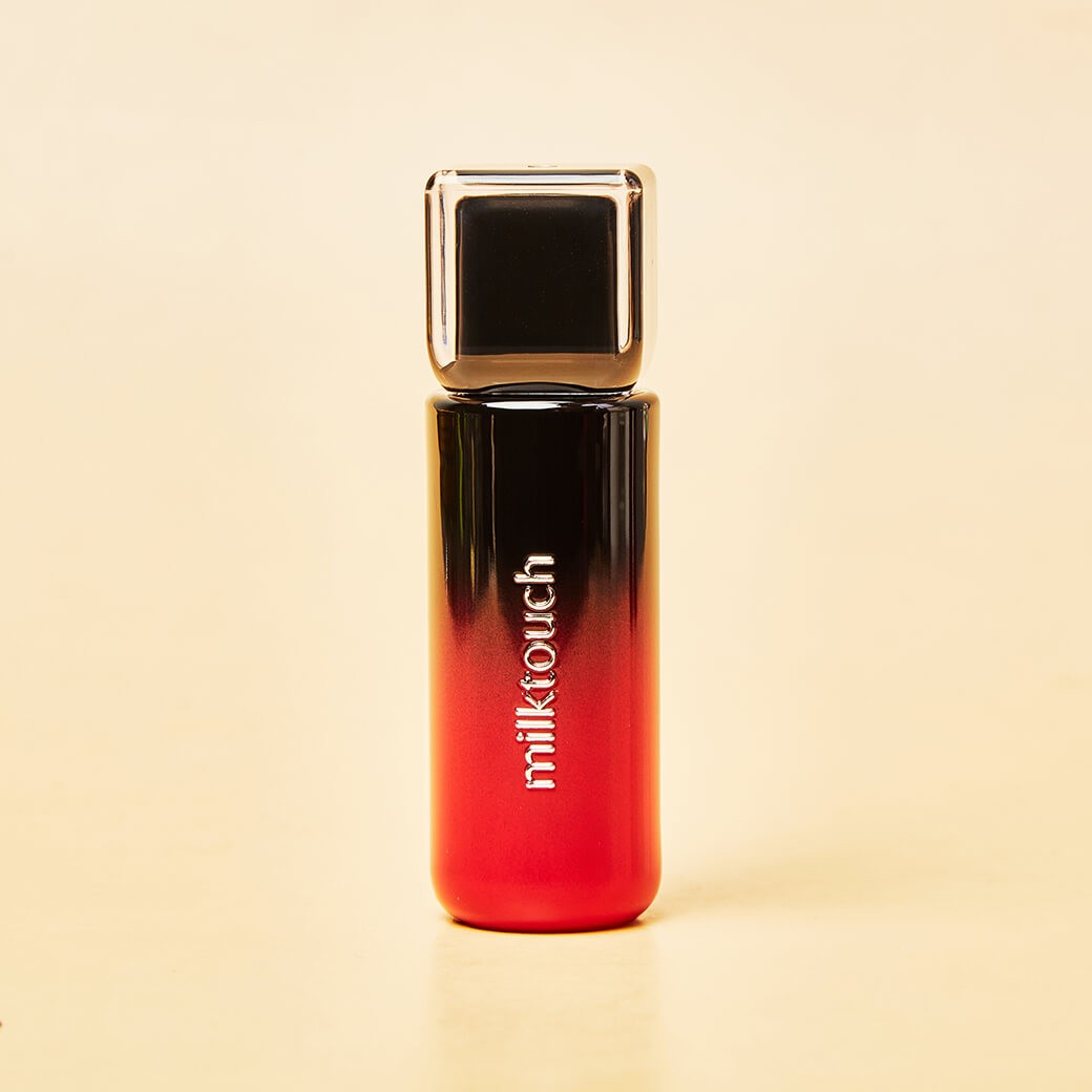 milk touch black peel off lip tattoo 4.5 g  #03 Black Apple
