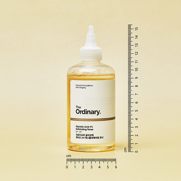 The ordinary glycolic acid 7% exfoliating toner