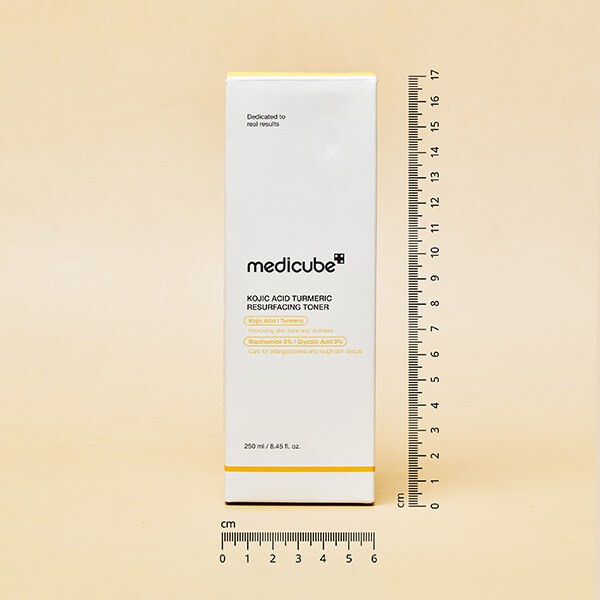 Medicube Kojic Acid Turmeric Resurfacing Toner 250 ml