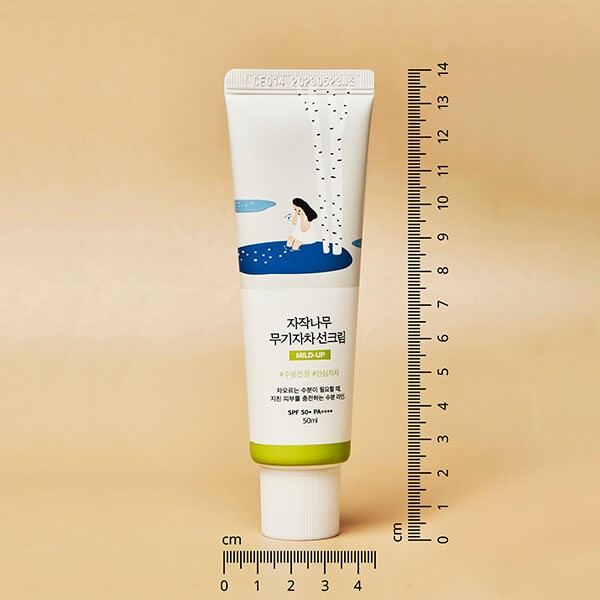 ROUND LAB Birch Juice Moisturizing Mild-up Sun Cream SPF50+ PA++++