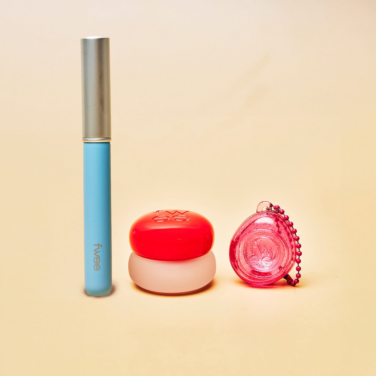 SET fwee Fingerlike Silicone Lip Brush + Lip & Cheek Blurry Pudding Pot