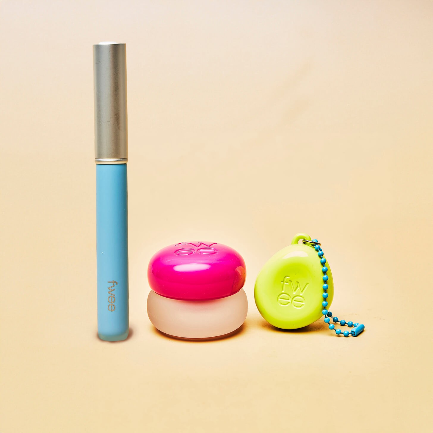 SET fwee Fingerlike Silicone Lip Brush + Lip & Cheek Blurry Pudding Pot
